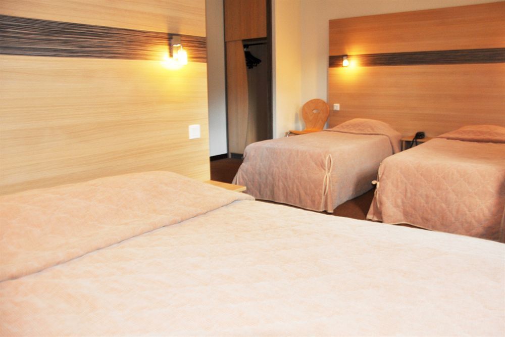 Beaujour & Bonsoir Hotel - Restaurant Villy-le-Pelloux Dış mekan fotoğraf